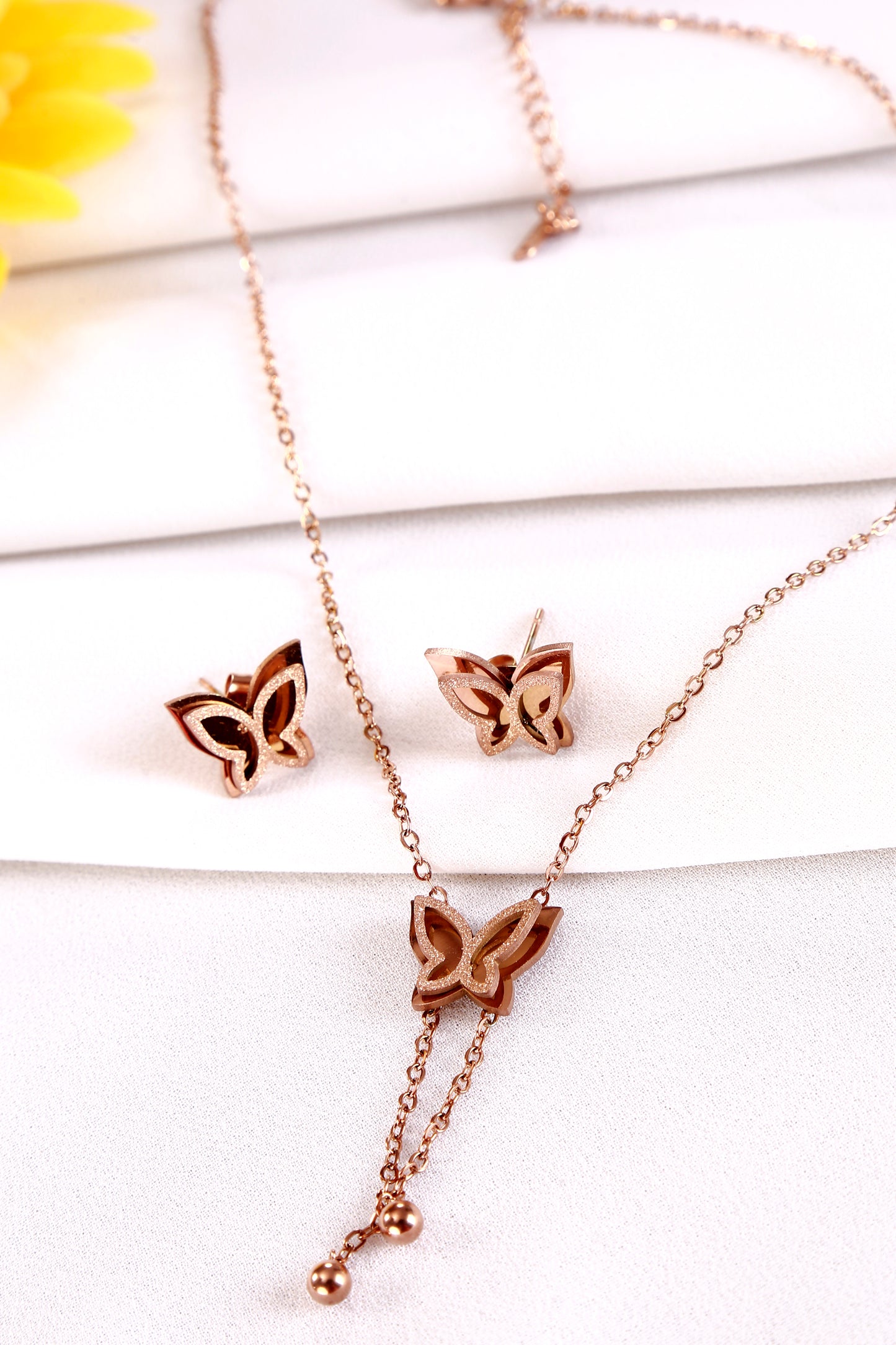 Charming Butterfly Earring And Necklace Combo