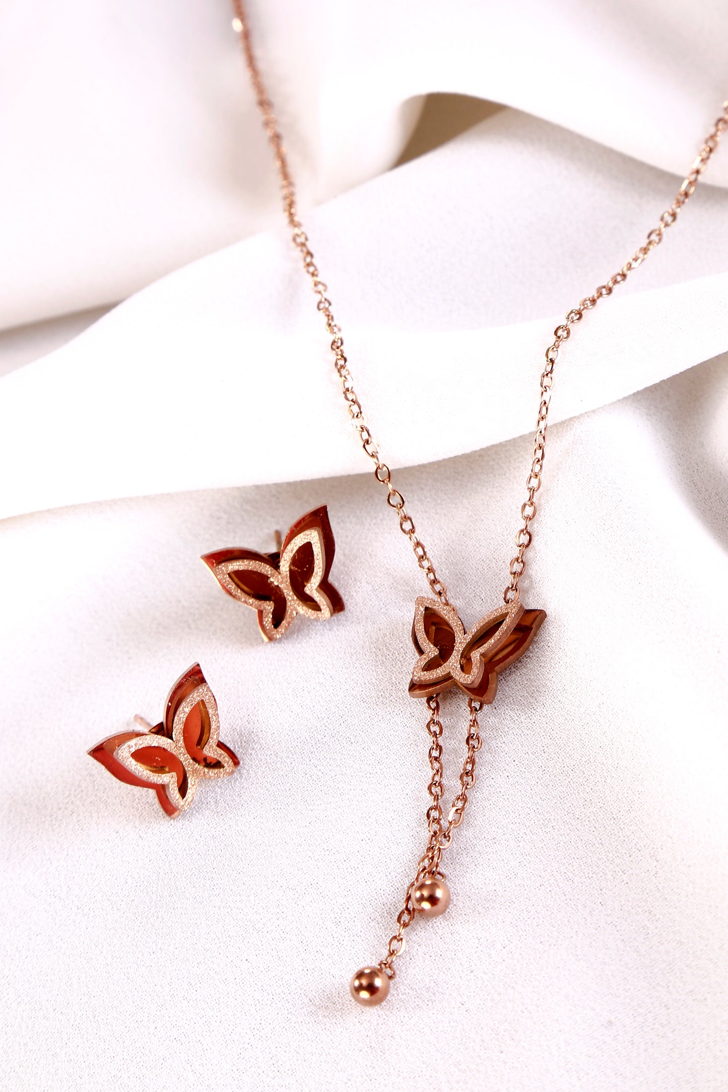 Charming Butterfly Earring And Necklace Combo