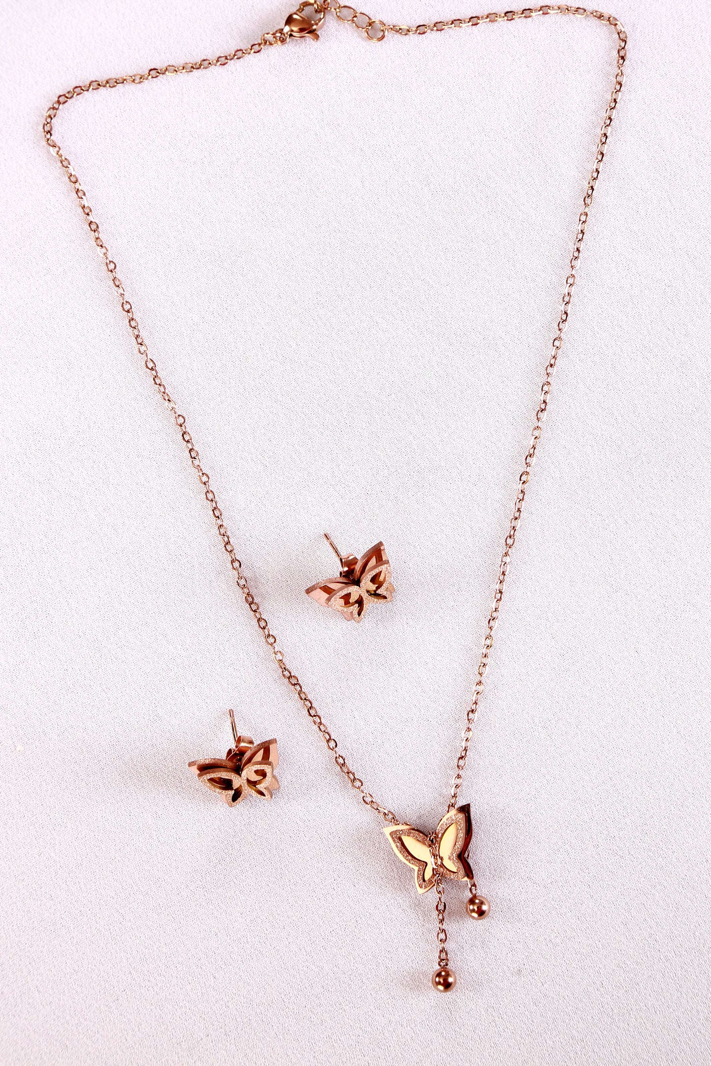 Charming Butterfly Earring And Necklace Combo