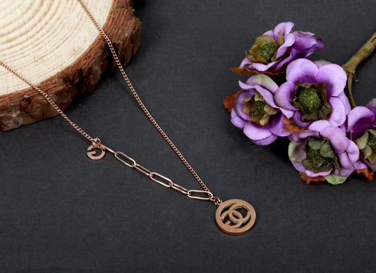 Interlocking Circles Necklace