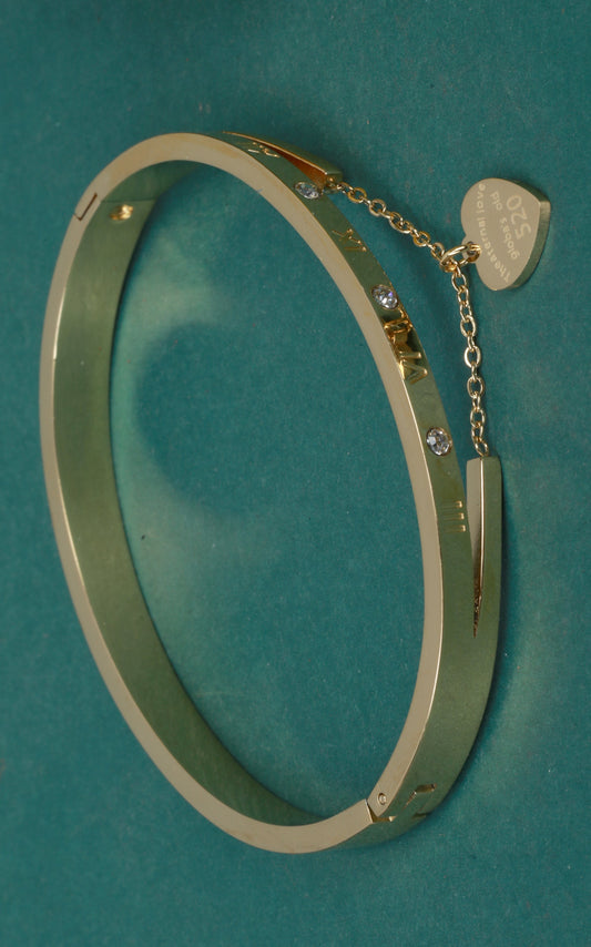 Heart Charm Bracelet